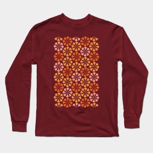 Mod flower pattern (pink and orange) Long Sleeve T-Shirt